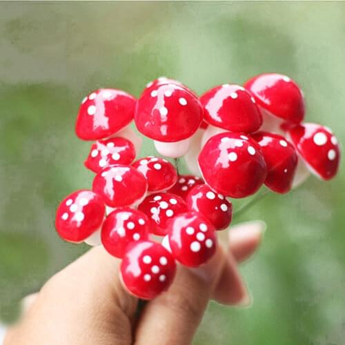 10 pcs Mini Red Mushroom Miniature figurines Plant Pots Landscape Bonsai fairy garden miniatures Decorating Garden Ornament