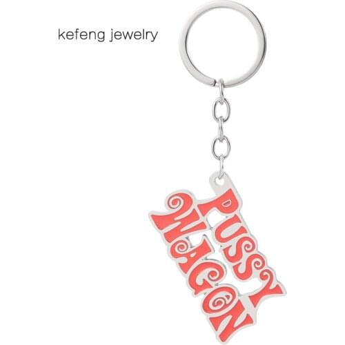 Fashion Enamel Pink Color PUSSY WAGON Letter Key Chains Car Keychain Woman Bags Cool Keyring for Man Fashion Key Ring Holder