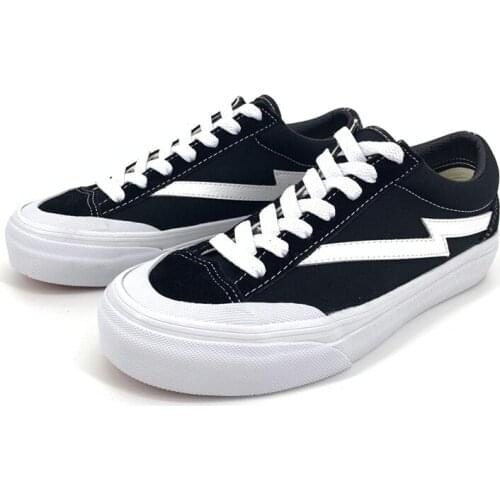2021 creative new handmade vulcanized shoes black and white low-gang couple canvas shoes