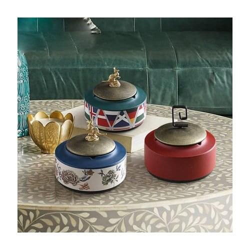 American Kangaroo Elk Ashtray with Lid Home Living Ceramic Round Desktop Decorative Accessories Creativity Gift For Lady