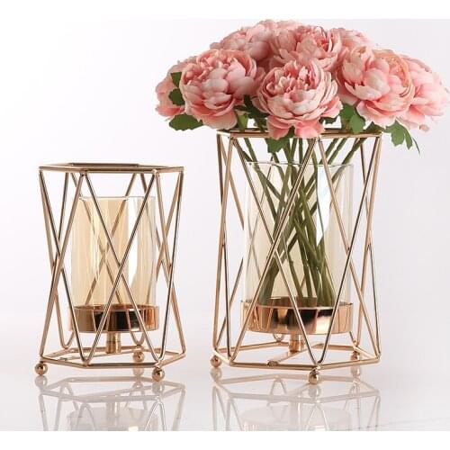 Golden Iron Candle Holder European geometric Candlestick Romantic Crystal Candle Cup Home Decoration Table Decoration