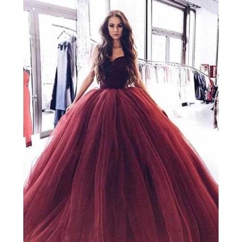Angelsbridep Classic Burgundy Ball Gown Quinceanera Dresses Sweetheart Tulle Beaded Princess Prom Gown Girls Sweet 15 Dress