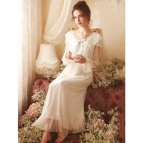 Free Shipping 2021 NEW Vintage Royal Nightgowns Womens Long White and Pink Pijamas Gril Sleepwear Lace pijama feminino