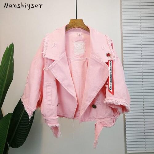 New Autumn 2021 Fashion Women Burr Denim Jacket Loose Casual Cowboy Coat Pockets Hole Fringed Jean Jacket Female Short Outwear