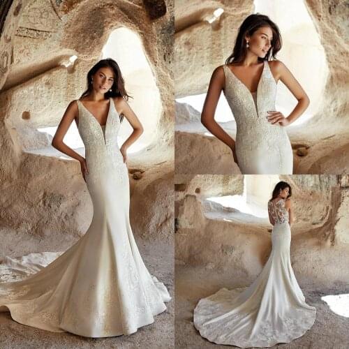 2021 Fashion Wedding Dresses V Neck Appliques Lace Satin Mermaid Bridal Gowns Custom Made Button Back Sweep Train Wedding Dress