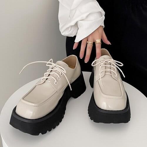 Mezereon Womens Shoes