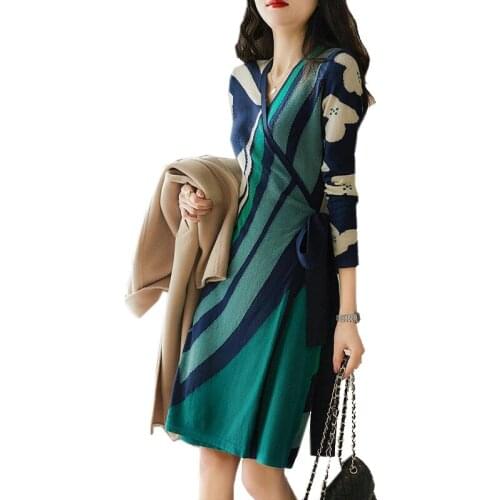 2021 Spring New Elegant Bandage Dress Middle Long Female Fashion Folded Wrapped Artificial Wool A-skirt Green Contrast Dresses