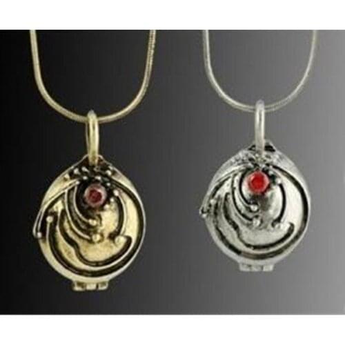 N1001 2018 new fashion Vintage Openable necklaces pendants Verbena Valentines Day necklace Female charm Jewelry 1pcs