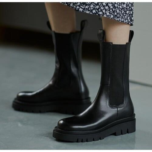 Classics platform motorcycle boots women shoes mid-calf boots 2020 genuine leather round toe slip on Chelsea boots plus size 42