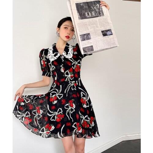 2021 New Fashion Runway Summer Dress Womens Short Sleeve Vintage Floral Embroidery Elegant A-Line Dresses