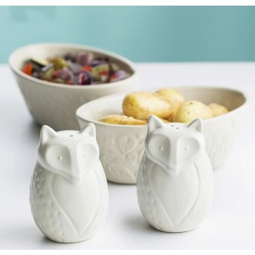 2pcs housewares kitchen ceramics Jars for spices fox shape Pepper spray cute door seasoning kitchen spice organizer Salt shaker