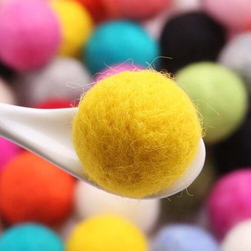 10pcs/lot 20MM Wool Felt Balls Round Wool Felt Balls DIY Home Decoration Mixed Color Pom Poms Ball Felt Christmas Gifts