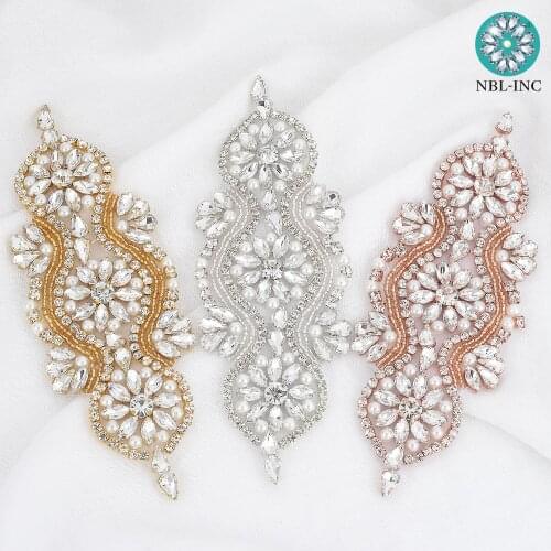 30pcs )Wholesale hand sew iron on bridal beaded crystal rhinestone applique patch for wedding dresses garment sash belt WDD0040