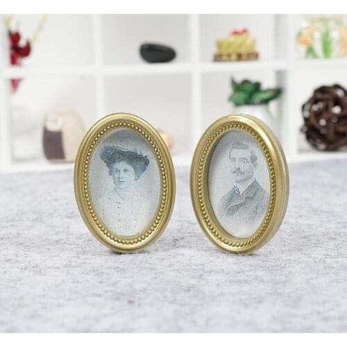 Free shipping1:12 Dollhouse miniature 1.46" Mini Photo Frame Image Wooden Dolls accessory Picture Wall Furniture Toy