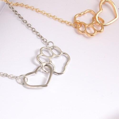 Personalized Fashion Animal Hollow Love Dog Paw Print Cat Paw Necklace Dog Foot Print Short Necklace