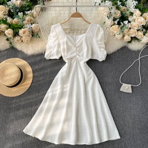 Gentle style dress womens summer dress 2021 new scheming pleated V-neck foreign style bubble sleeve French first love dress