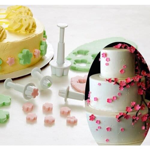 4pcs/set Plum Blossom Cookie Cutters Cake Mold Cake Decorating Tools Plunger Sugarcraft Cutter Mold Baking Tools Cake Tools