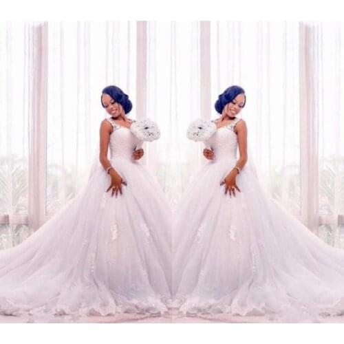 African Black Girls White Wedding Dress With Lace Applique Sleeveless Country Garden Bridal Gown Custom Made Plus Size