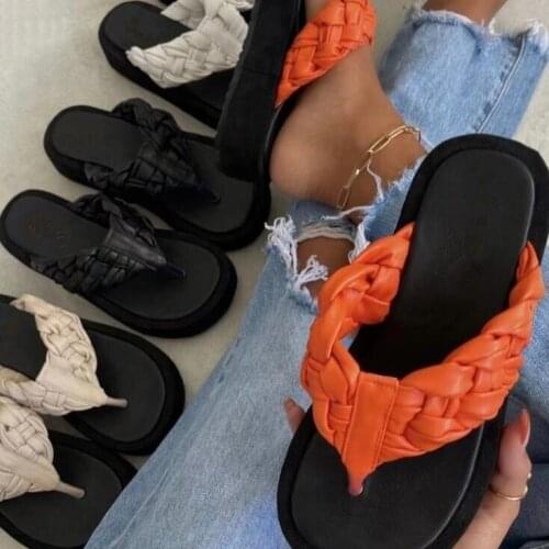2021 summer womens new thick-soled mid-heel round toe flip-flops large size cool versatile fashion beach at home ms slippers