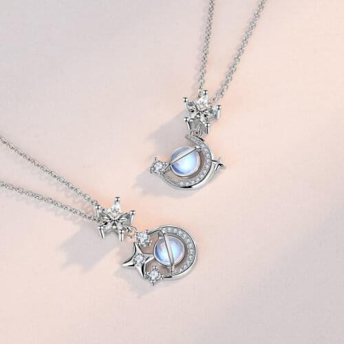 Korea Creative Glowing Discoloration Moon Chain Necklace Luminous Stone Pendant Necklaces for Women Fashion Jewelry Gifts