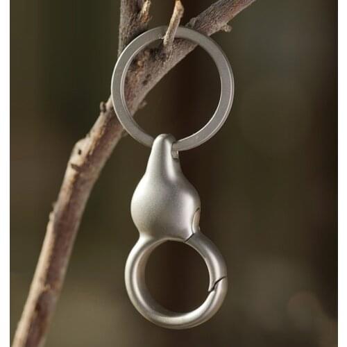 304 Stainless Steel Men Keychain Car Key Chain Classic Key Ring Holder Creative Shape Bag Pendant Best Gift Jewelry Accessories