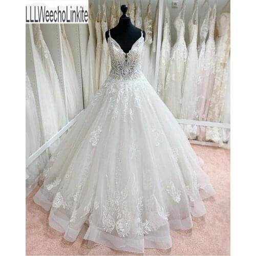 Ivory Lace Tulle Floor-Length Ball Gown Wedding Dresses Chapel Train Spaghetti Straps V-Neck Custom Made