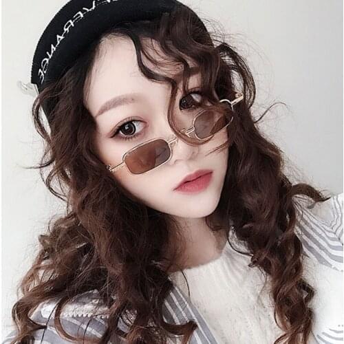 Rectangle Sunglasses Men Women Brand Designer Metal Retro Small Square Sun Glasses Fashion Summer Shades Eyeglass