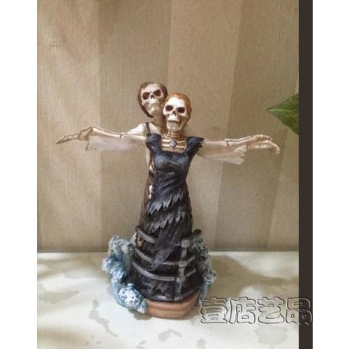 Home Furnishing Titanic Skull Lover Ornaments / Zombie Halloween Souvenir
