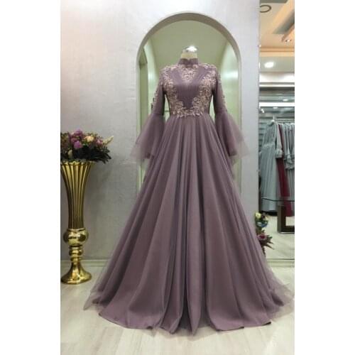 Appliques Beaded Muslim Prom Dress 2021 High Neck Long Pagoda Sleeve A Line Saudi Arabic Evening Formal Party Gowns