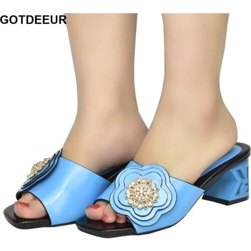 New Arrival Rhinestone Dress Women Slippers for Ladies Summer Shoes Luxery Women Wedding Shoes Brides Slip on Open Toe Pumps