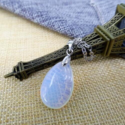 Natural Crystal Fashion Alloy + Opal Drop Pendant Necklace Womens Gift Clavicle Chain Jewelry Party Party Costume Accessories
