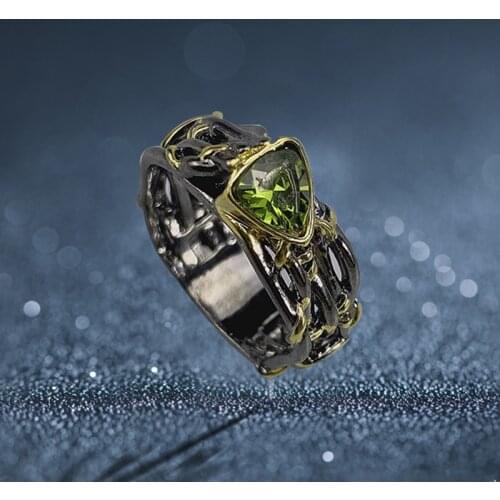 2021 Hot Mysterious Triangle Olive Green Zircon Branches Hollow Rings For Women Men Vintage Statement Jewelry Party Gifts