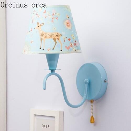 Korean cute deer cartoon wall lamp childrens room boys and girls bedroom bedside lamp garden simple LED wall lamp free shipping