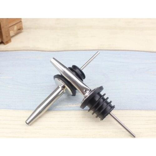 Liquor Spirit Pourer Flow For Wine Bottle Spout With Rubber Stopper Stainless Steel Bar Easy Carry LX8133