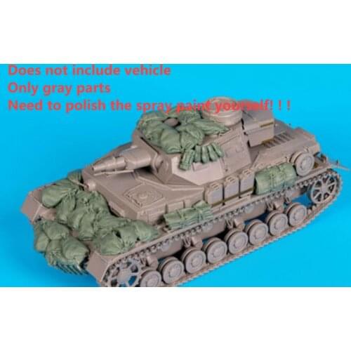 1:35 scale resin die-casting armored vehicle parts modification does not include the unpainted model of the car 35930