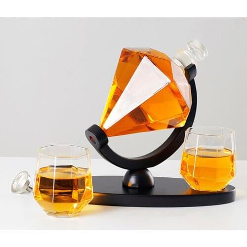 Elegant Diamond Shaped Decanter Set European Style Rum Tequila Groomsmen Gifts