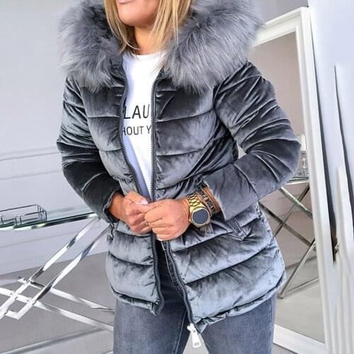 Young17 Women's Parkas With Fur