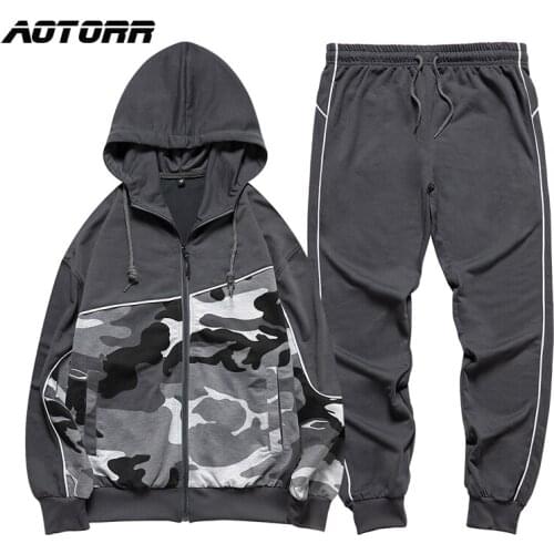 Camo Men Tracksuit 2 Piece Sets Camouflage Hooded Sweathshirt + Sweatpants Male Autumn Winter Zipper Slim Fit Sportswear Suit