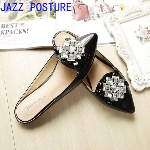 Womens shoes sandals new sweet womens shoes flat non-slip Baotou slippers female rhinestone fat wide half drag large size q466