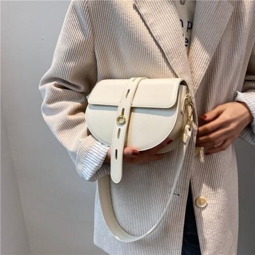 French niche design high-end small bag female new 2021 net red fashion western saddle messenger bag all-match