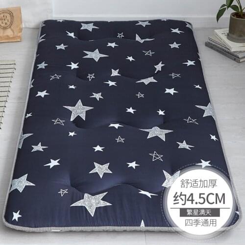 Tatami mattresses and cushions. Single bed mattresses in student dormitories are used as household mattresses for two people