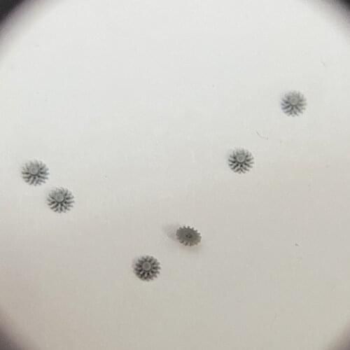 Watch movement parts new original NH05 NH06 movement parts NH05 NH06 calendar small wheel five price