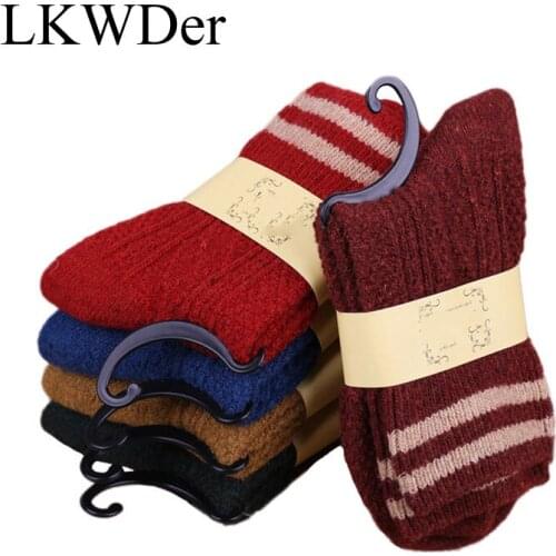 LKWDer 5 Pairs Thick Needlework Womens Socks Autumn Winter Thickening Casual Fashion Wind Striped Socks Women Calcetines Mujer