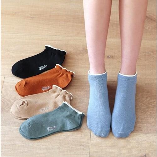 Yishine 5 Colors Mixed 10 Pairs Womens Casual Elegant Cotton Crew Socks for Girls