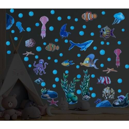 Underwater World Luminous Wall Sticker Glow In The Dark Poster Boy Girl Kids Bedroom Decor Bathroom Nursery Wall Decoration