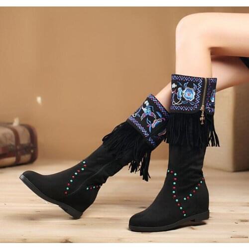 Women Winter Short Plush Thick Warm Half Boots Embroiery Traditional National Style Boots Fringe Fashion Lady Boots 20161219