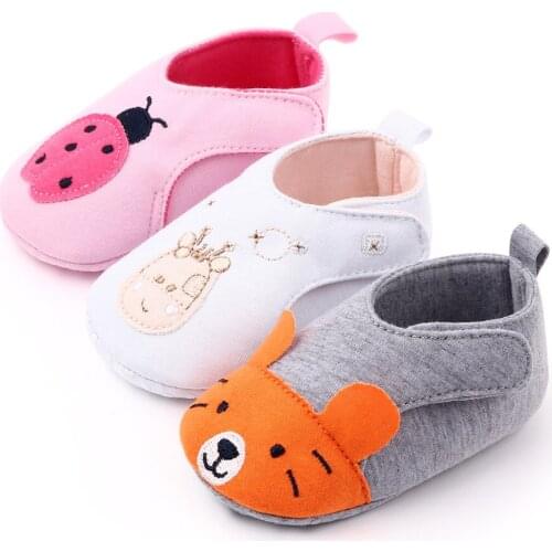 Fashion Brand Newborn Baby Boy Shoes Infant Girl Walkers Cartoon Crib Shoes Soft Bottom Loafers Toddler Slippers Christian Gifts
