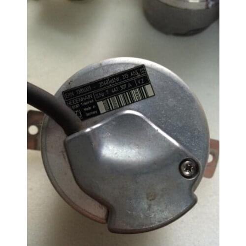 Encoder ERN 1381.001-204 , Used one , 90% appearance new , 3 months warranty , fastly shipping