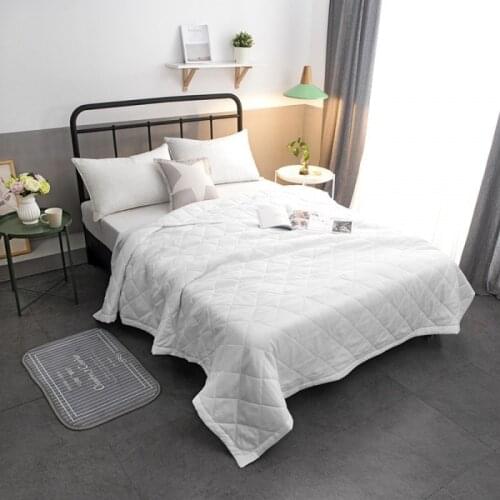 New Solid pink white Summer Quilt Bedspread Blanket Comforter Bed Cover Quilting Home Textiles Suitable thin Coverlet free ship