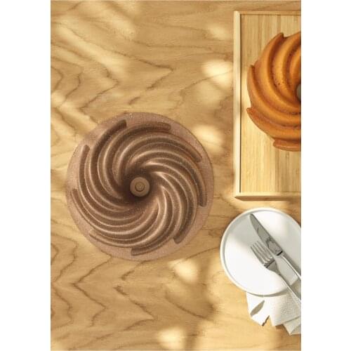 Intricately Golden Pink 25 cm Casting Cake Mould